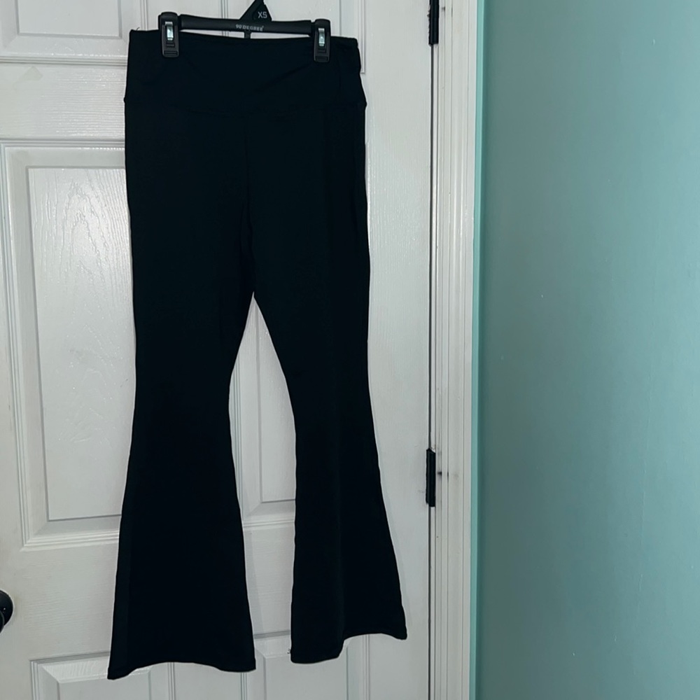 SHEIN, black Flare leggings